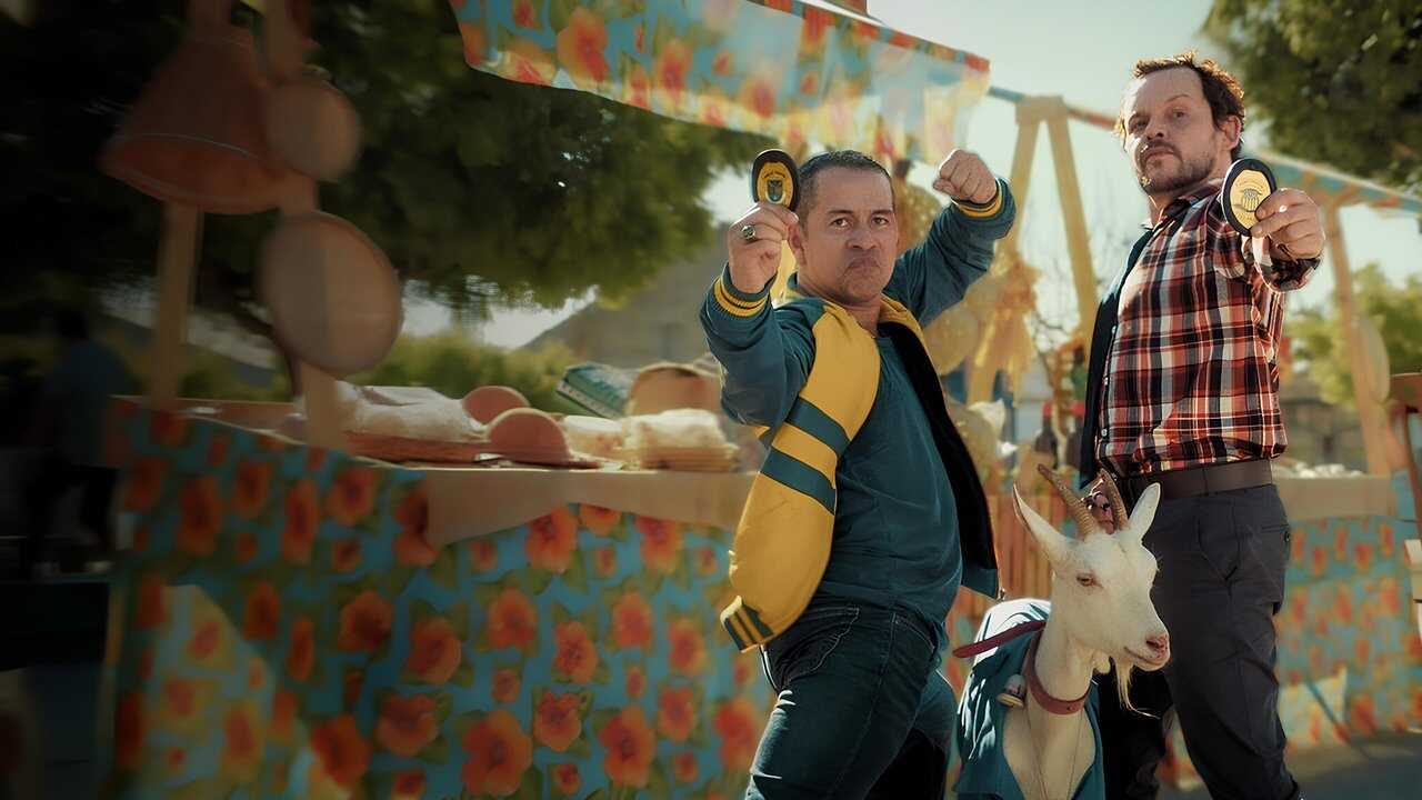 Δύο Μπάτσοι και μια Κατσίκα (2021) 0